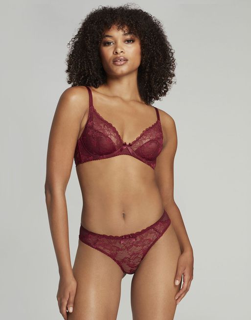 https://www.agentprovocateur.com/tco-images/unsafe/513x654/filters:upscale():fill(white):quality(80)/https://www.agentprovocateur.com/static/media/catalog/product/A/P/AP12157604000_ecomm_02.jpg